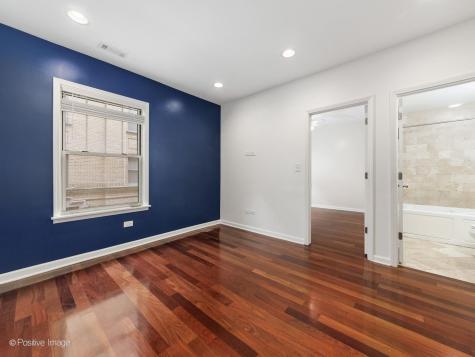 1364 West Greenleaf Avenue Chicago IL 60626