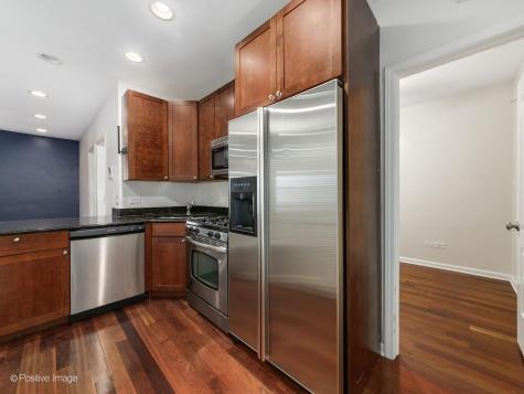 1364 West Greenleaf Avenue Chicago IL 60626