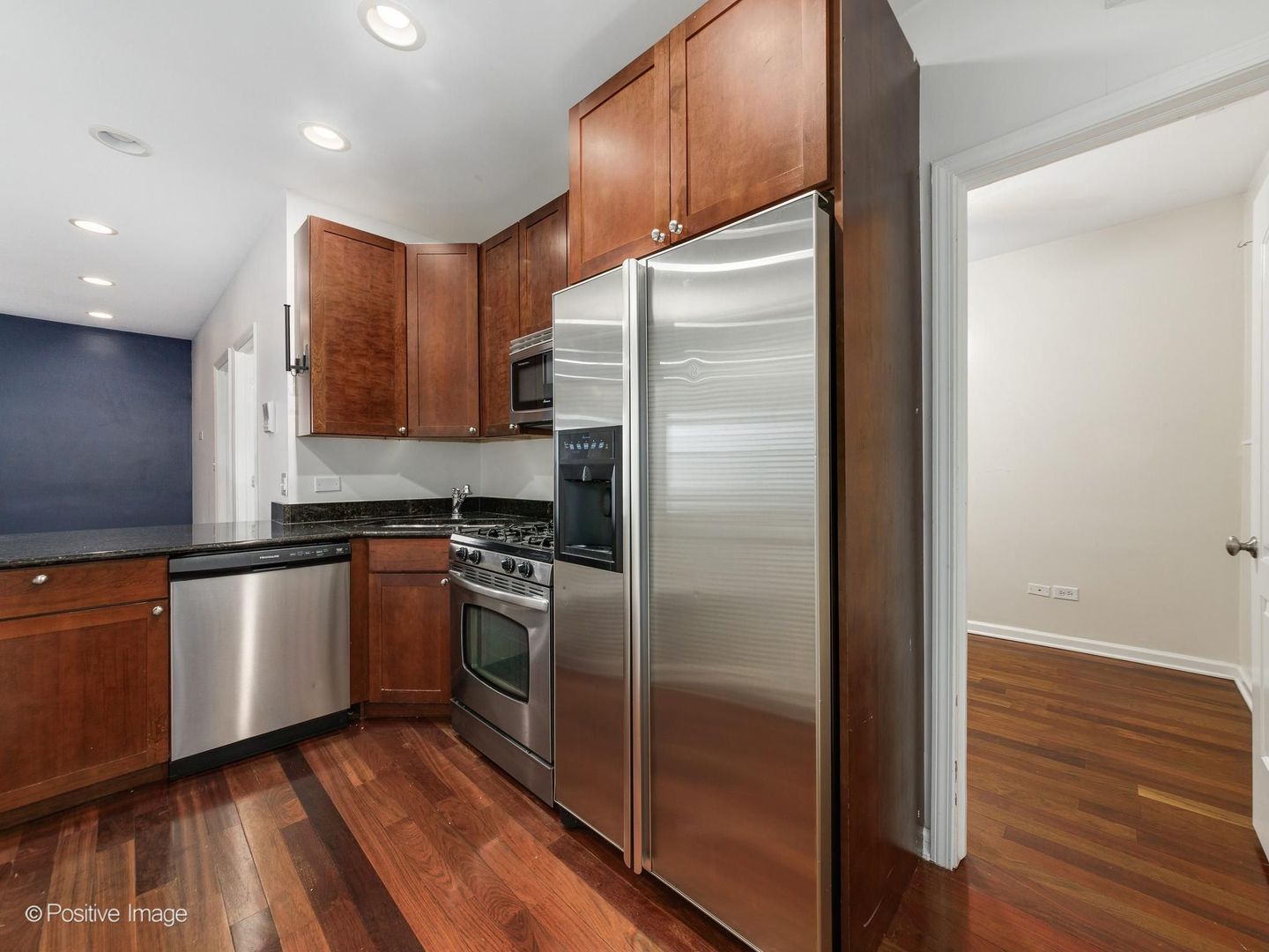1364 West Greenleaf Avenue Chicago IL 60626