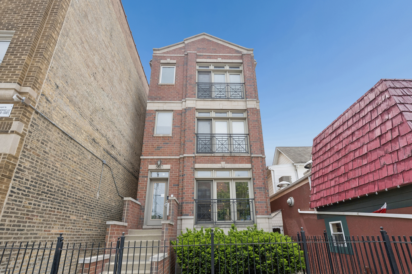 5617 West Lawrence Avenue Chicago IL 60630