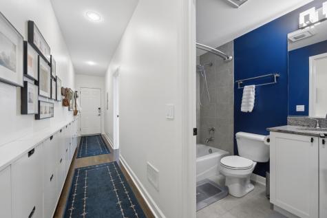 5617 West Lawrence Avenue Chicago IL 60630