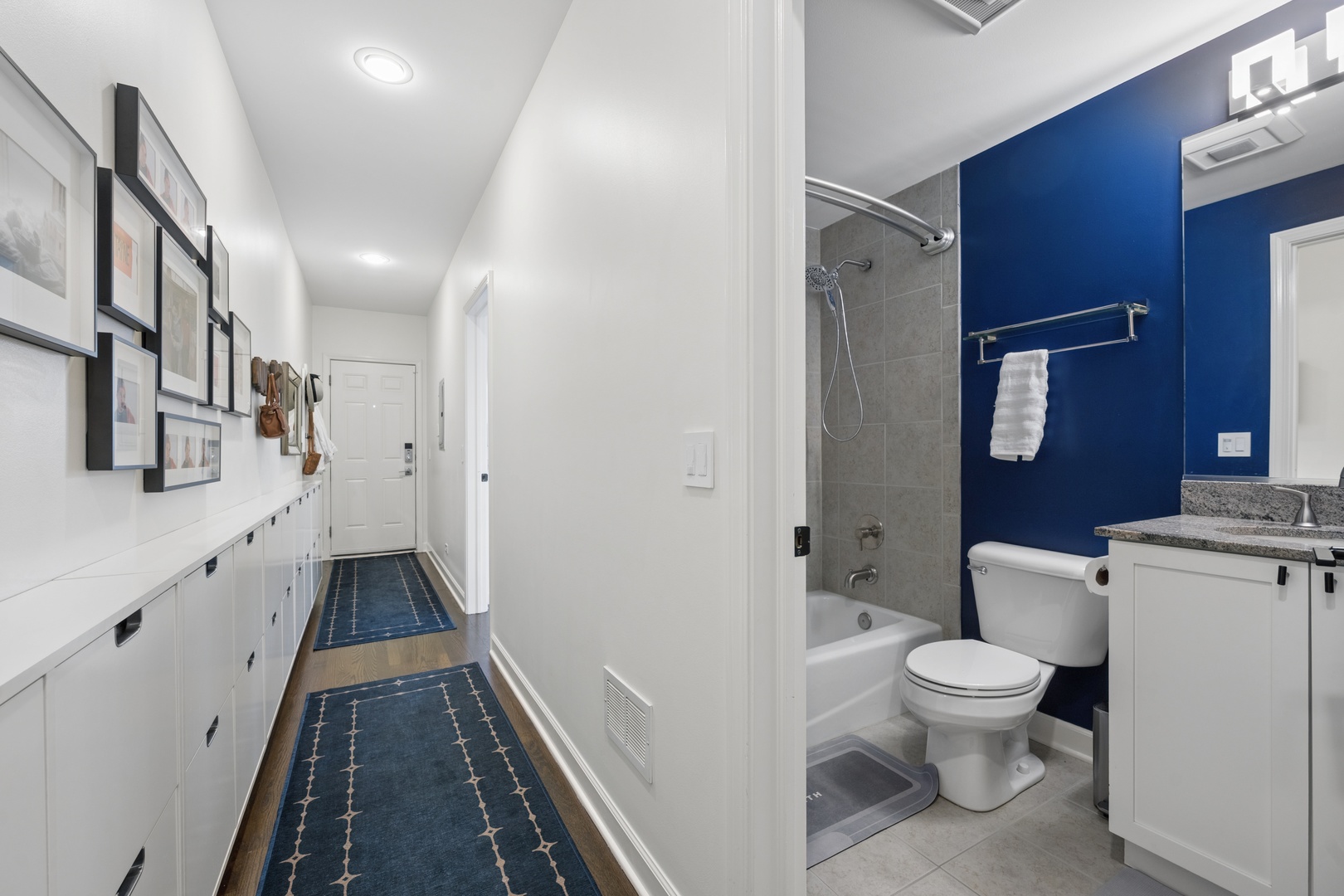 5617 West Lawrence Avenue Chicago IL 60630