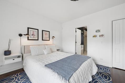 5617 West Lawrence Avenue Chicago IL 60630