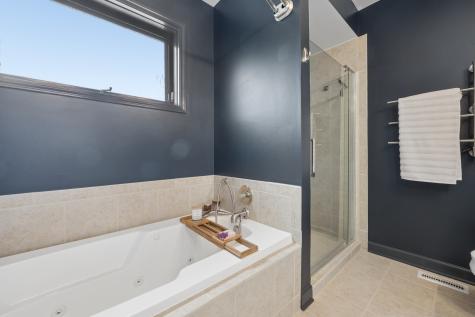 5617 West Lawrence Avenue Chicago IL 60630