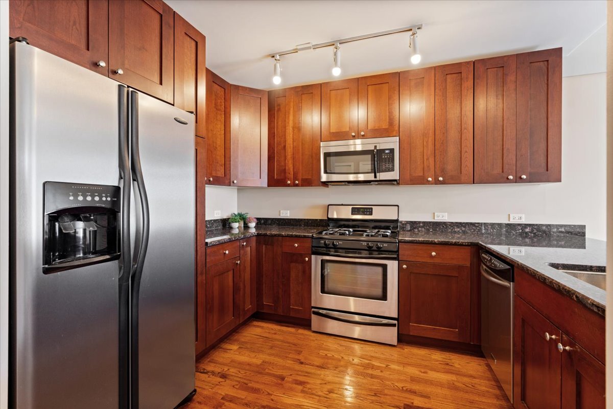 657 West Fulton Street Chicago IL 60661