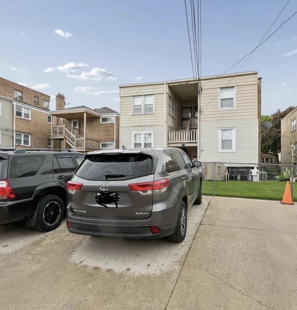2626 West Balmoral Avenue Chicago IL 60625