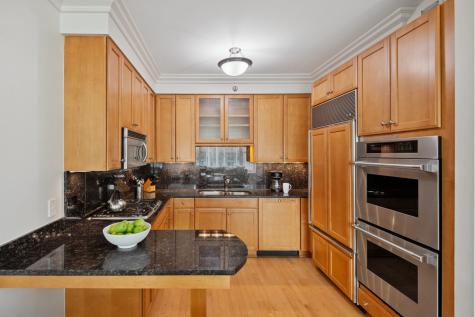 25 East Superior Street Chicago IL 60611