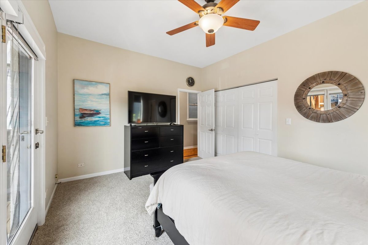 1517 West Fry Street Chicago IL 60642