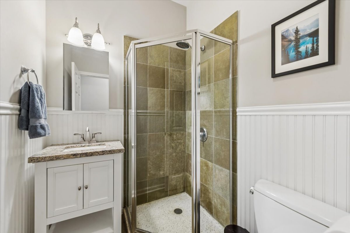 1517 West Fry Street Chicago IL 60642
