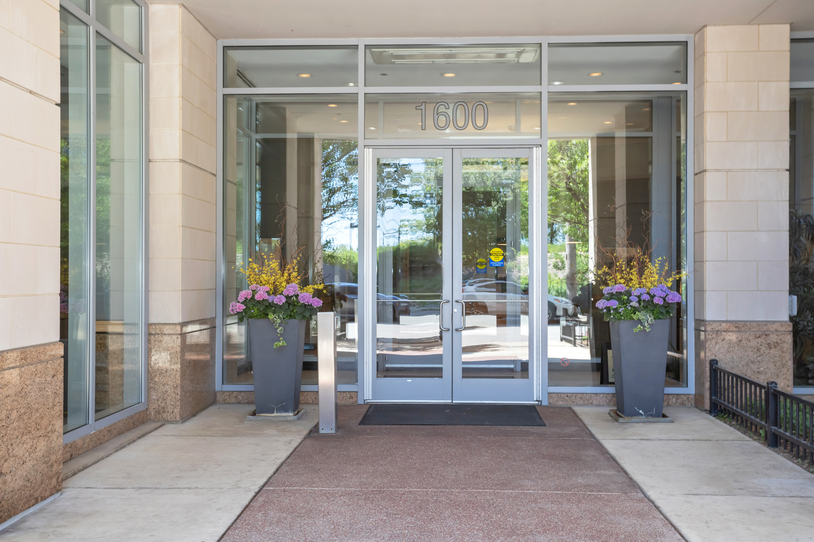 1600 South Prairie Avenue Chicago IL 60616