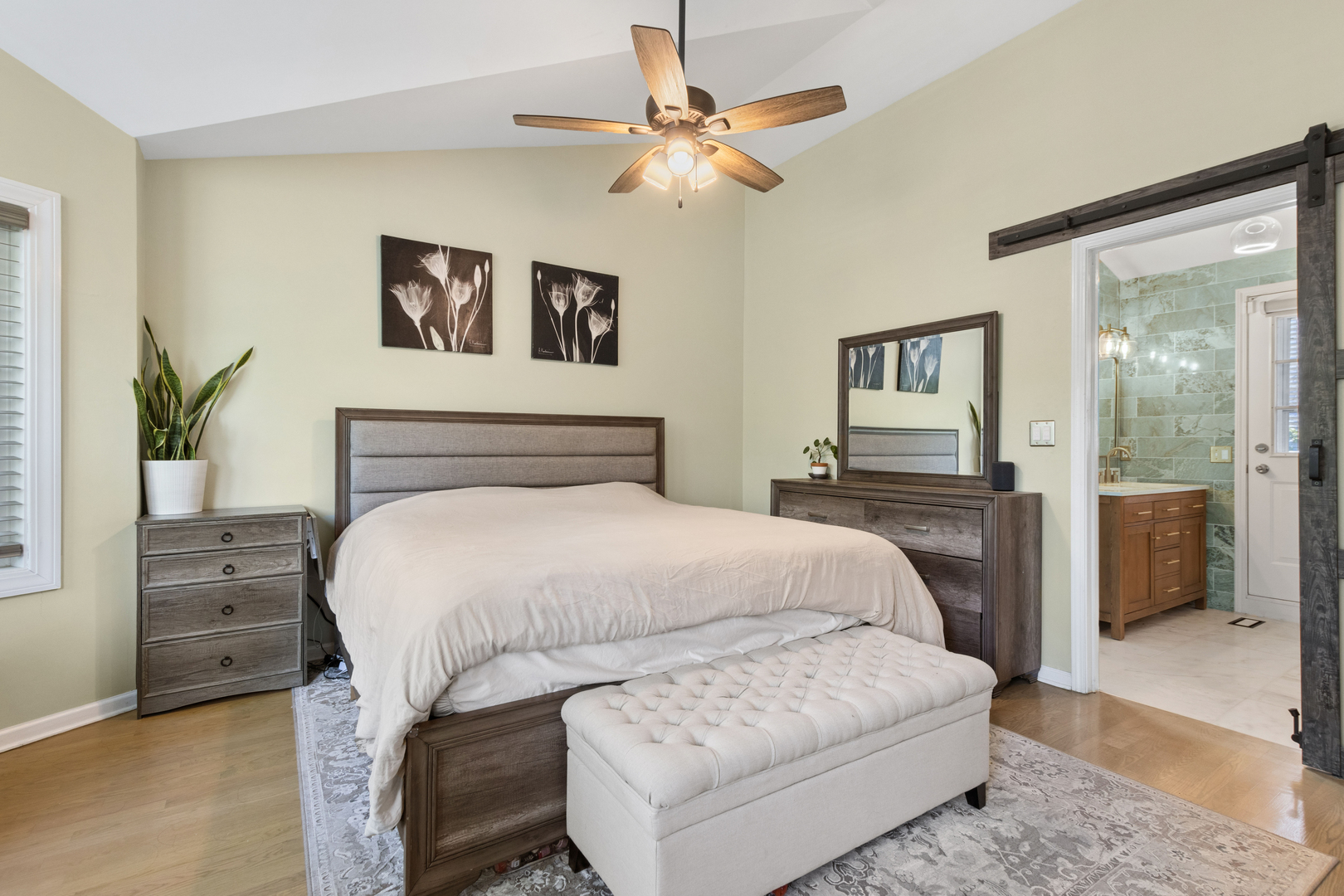 3003 North Kenmore Avenue Chicago IL 60657