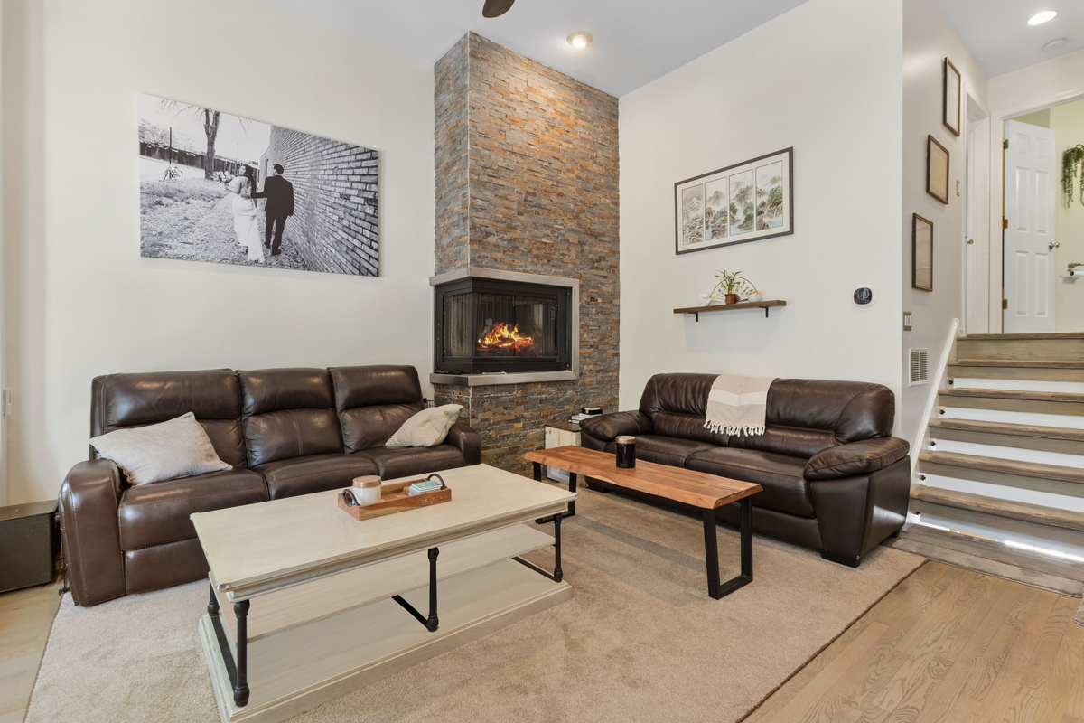3003 North Kenmore Avenue Chicago IL 60657