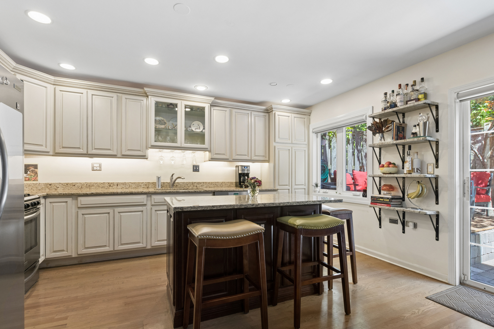 3003 North Kenmore Avenue Chicago IL 60657