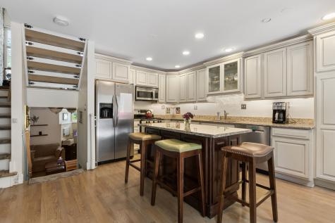 3003 North Kenmore Avenue Chicago IL 60657