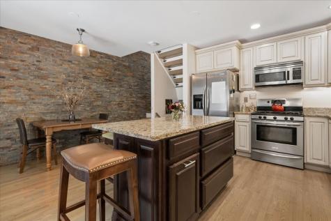 3003 North Kenmore Avenue Chicago IL 60657