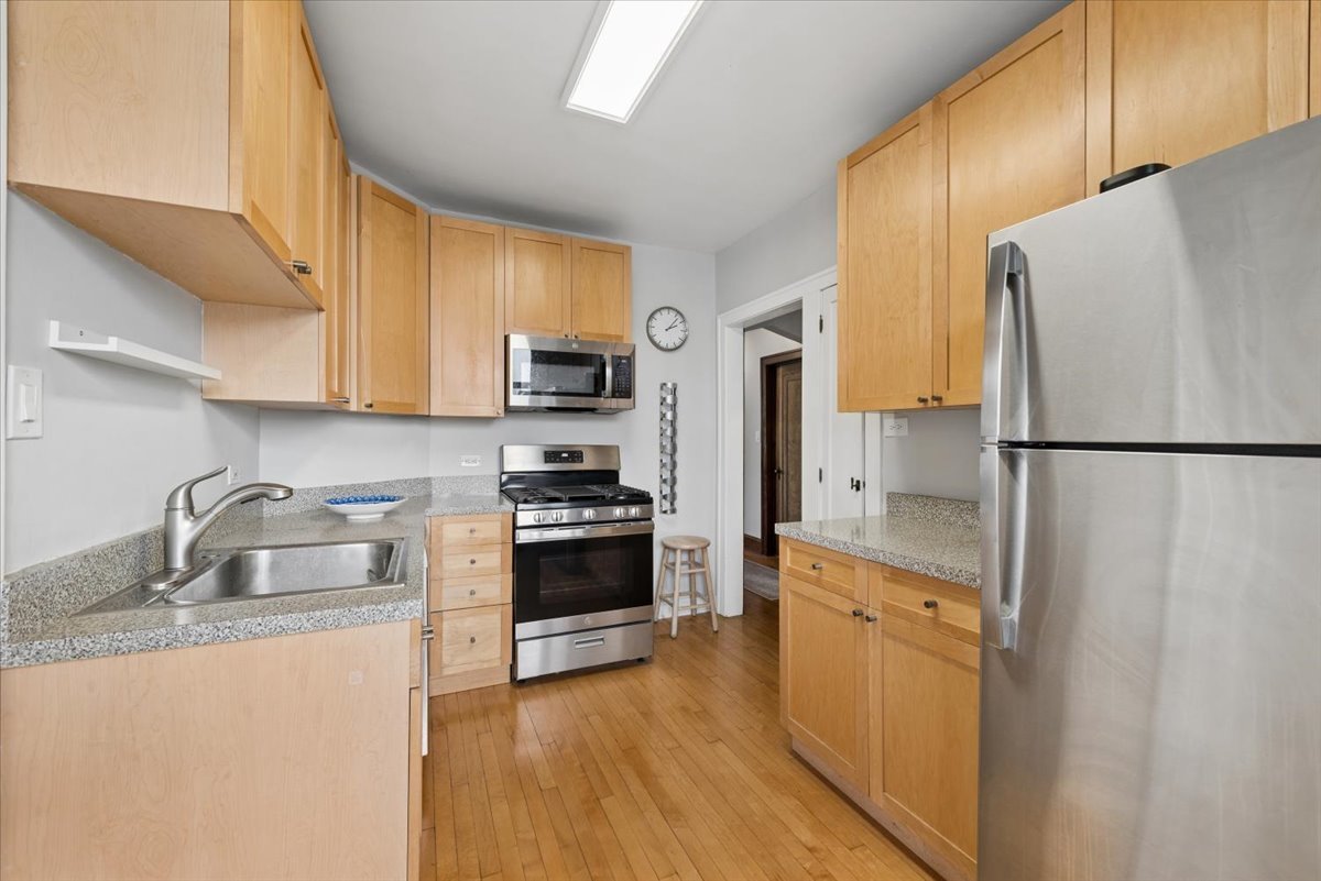3651 North Kedvale Avenue Chicago IL 60641