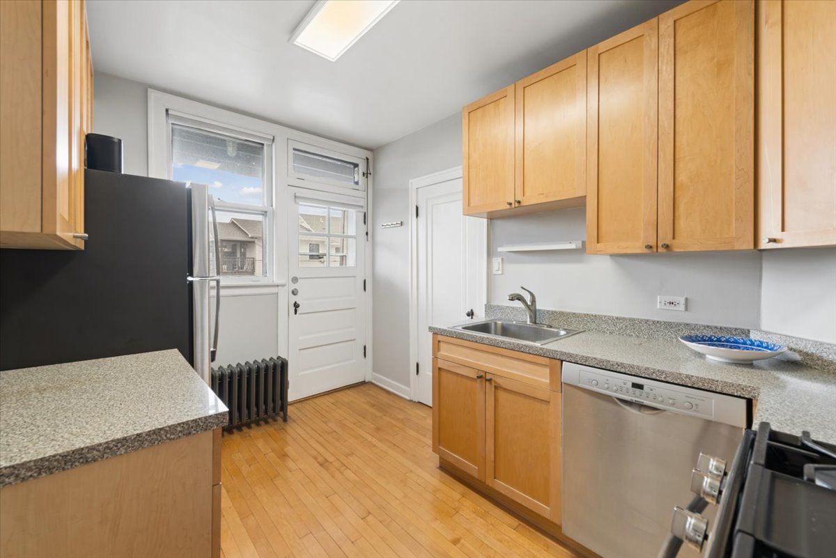 3651 North Kedvale Avenue Chicago IL 60641