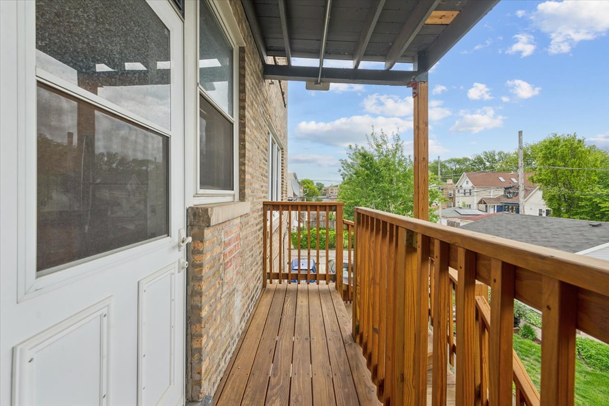 3651 North Kedvale Avenue Chicago IL 60641