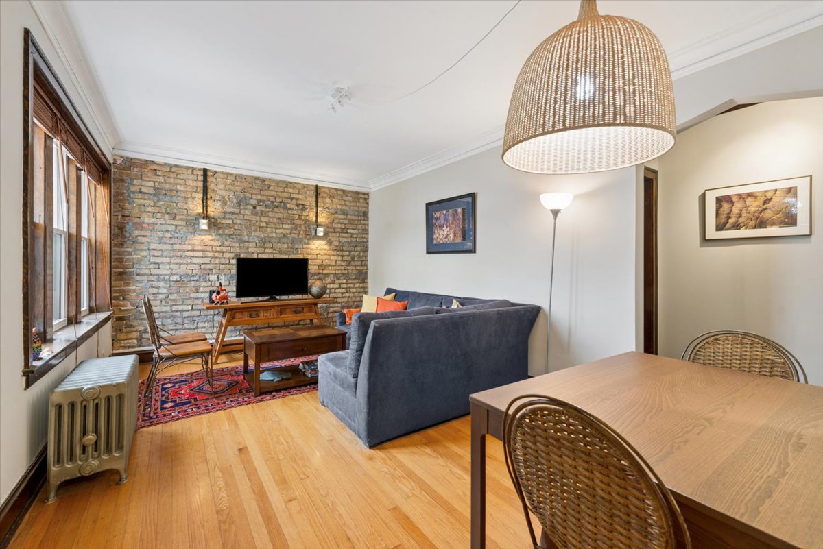 3651 North Kedvale Avenue Chicago IL 60641