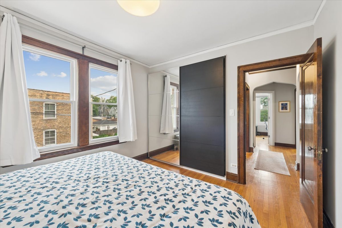 3651 North Kedvale Avenue Chicago IL 60641
