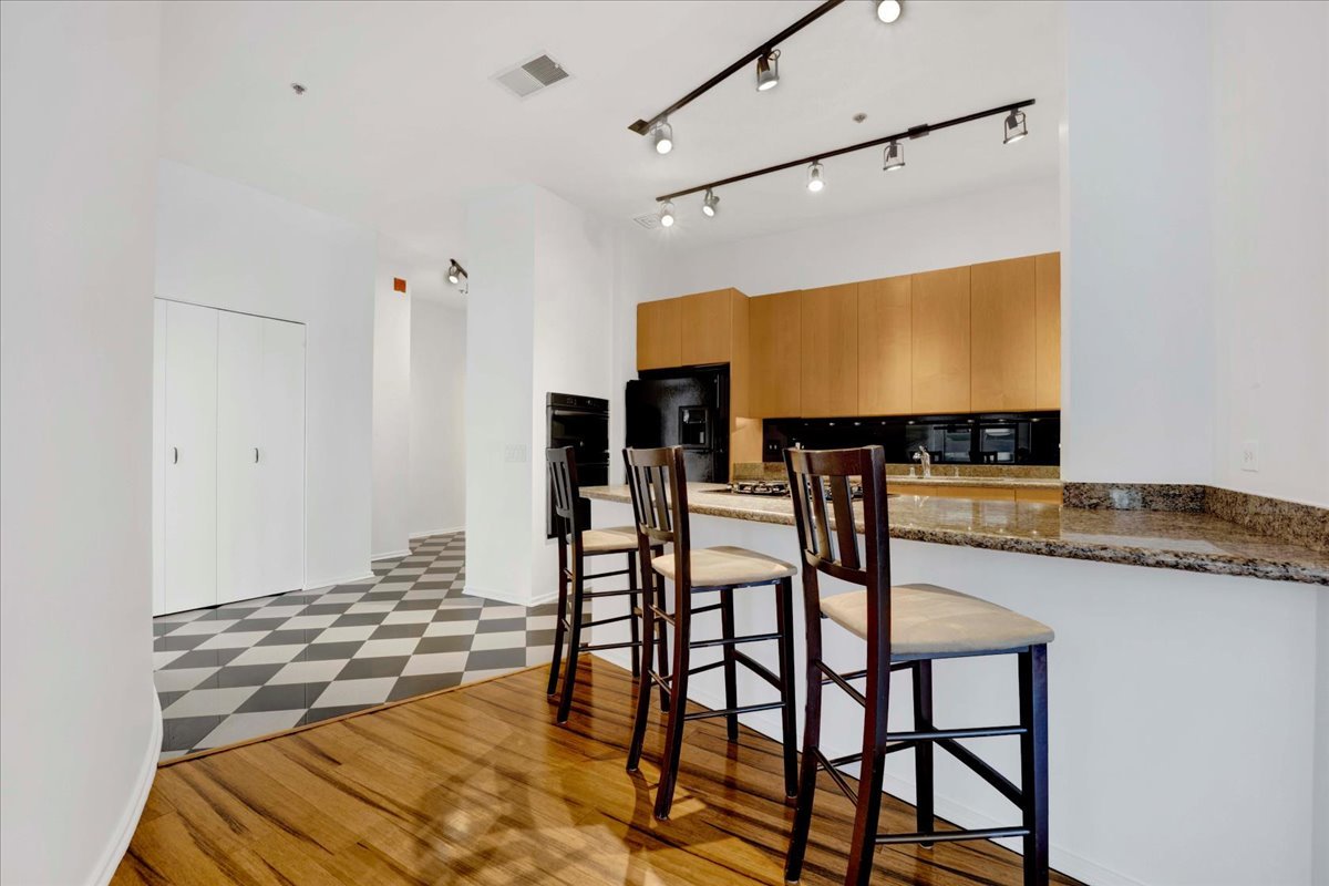 130 South Canal Street Chicago IL 60606