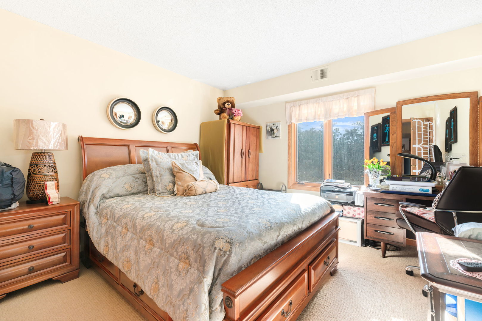 1S045 Spring Road Oakbrook Terrace IL 60181