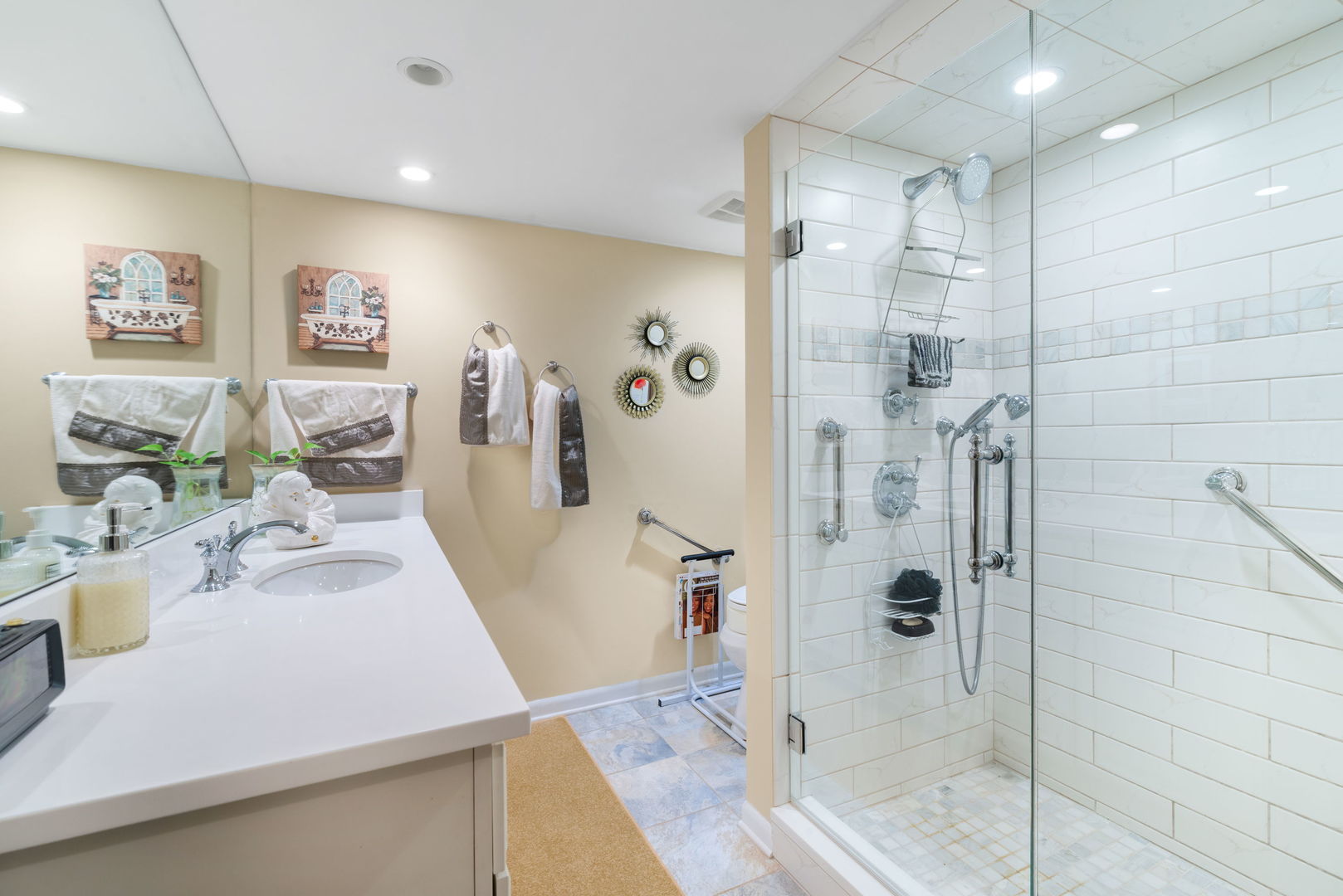 1S045 Spring Road Oakbrook Terrace IL 60181