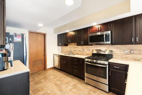 1S045 Spring Road Oakbrook Terrace IL 60181