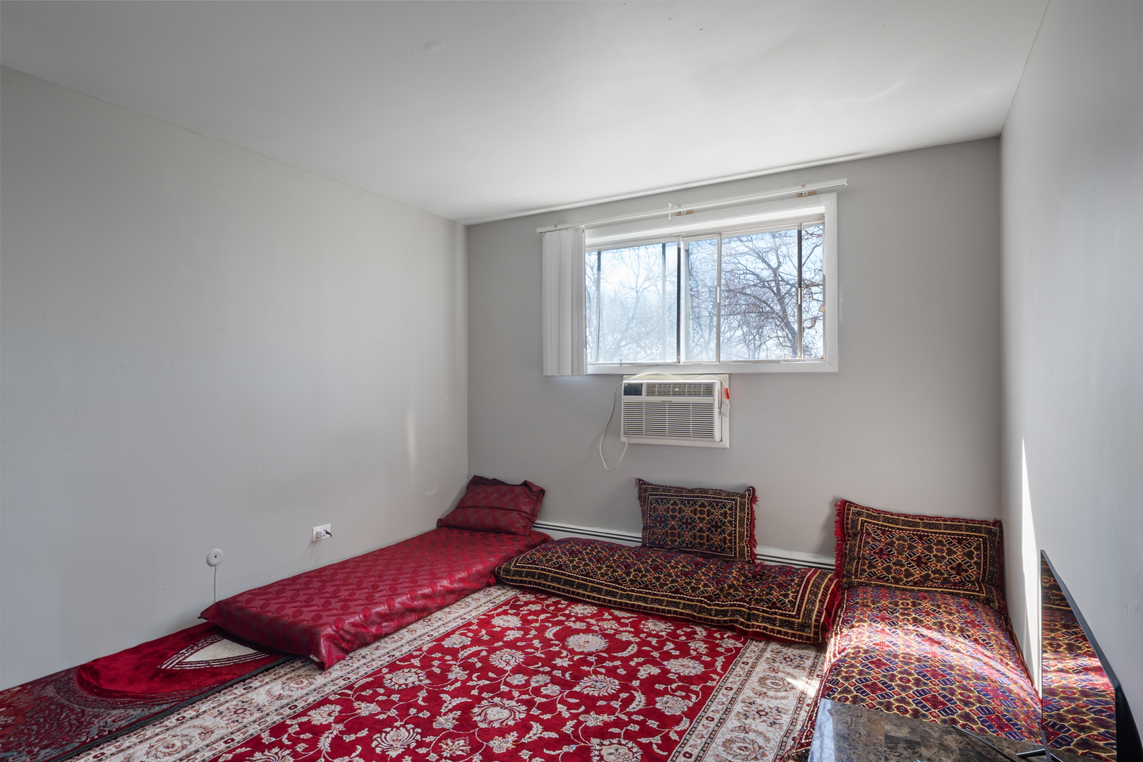 9445 Kenton Avenue Skokie IL 60076