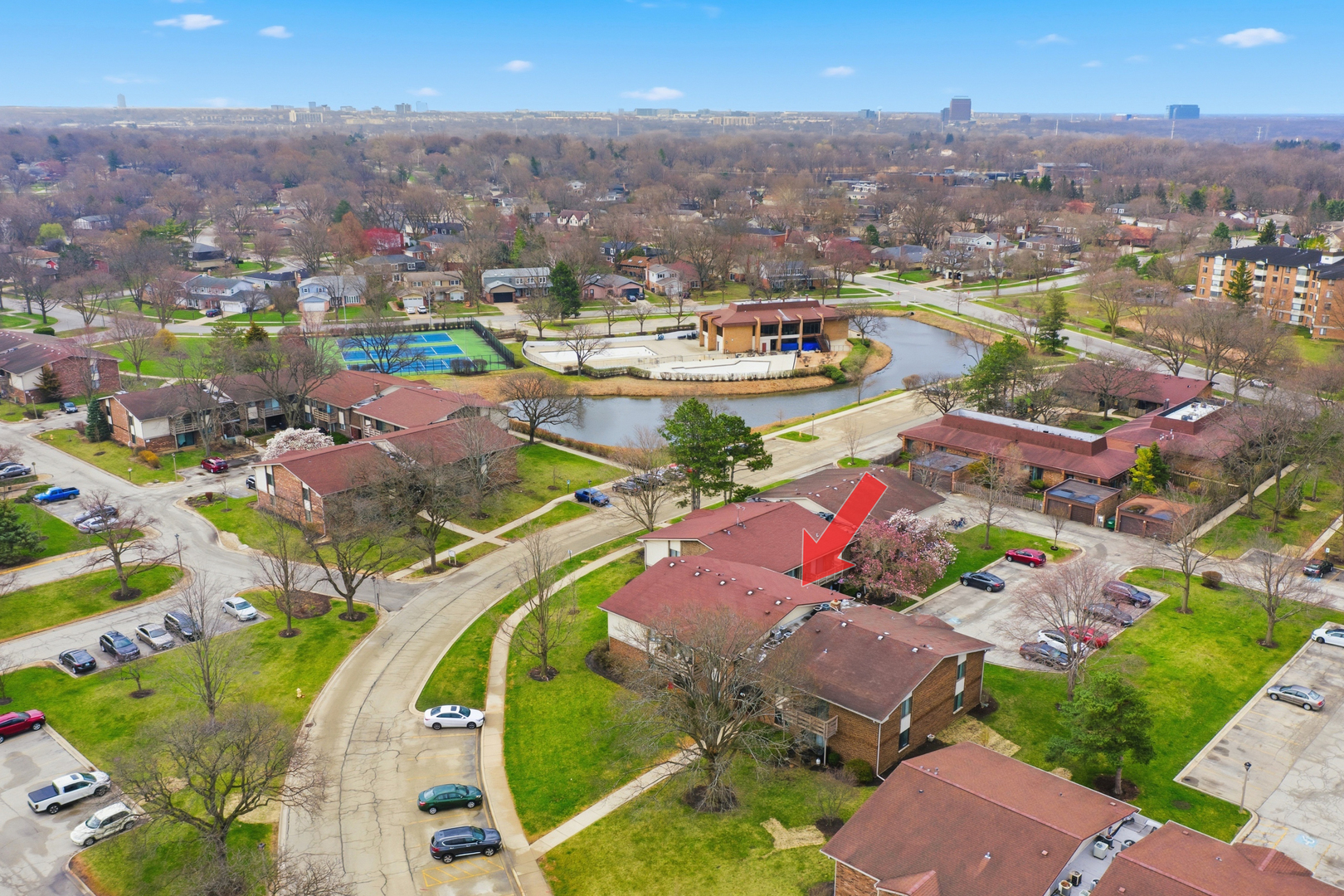 471 Raintree Court Glen Ellyn IL 60137