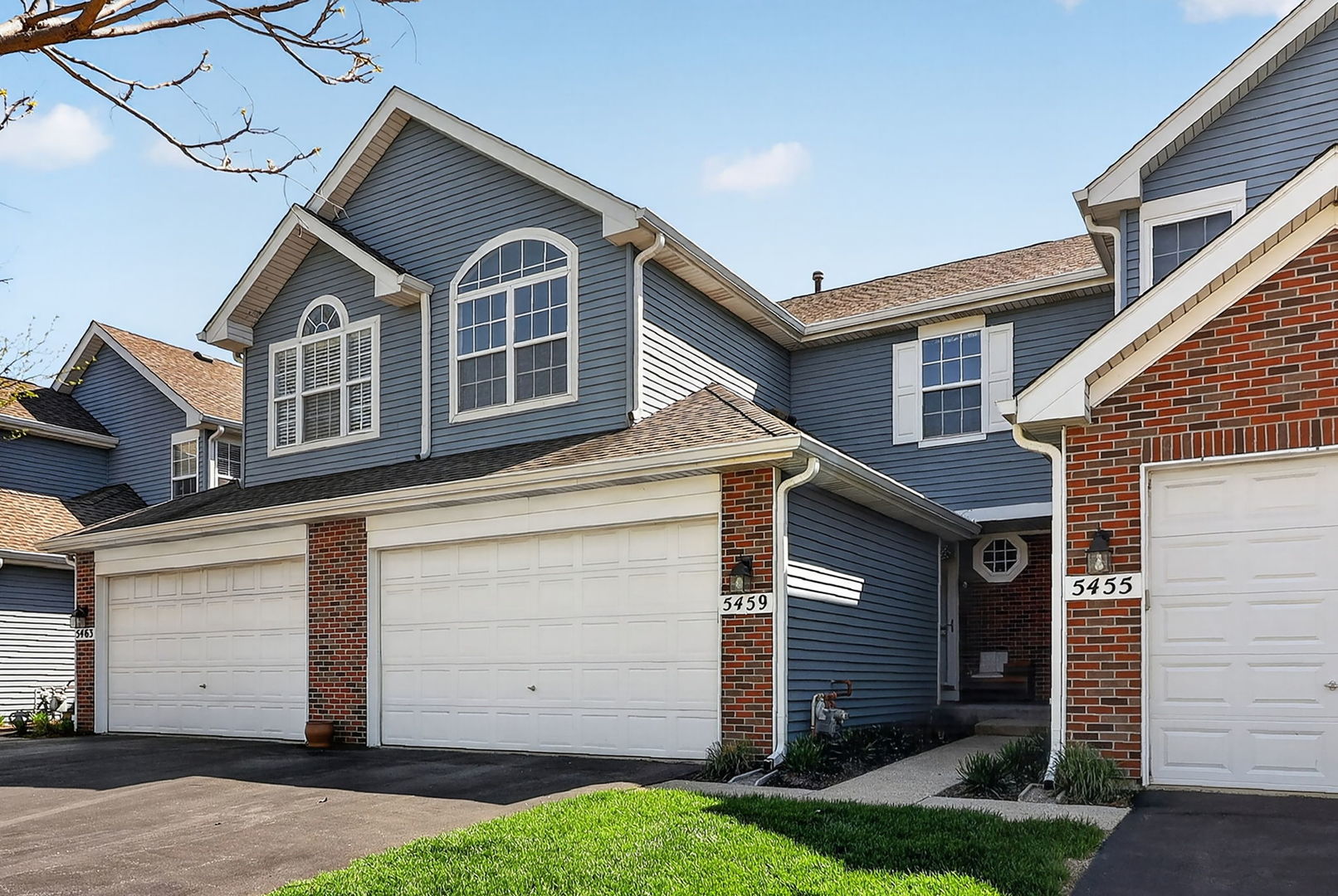 5459 Elizabeth Place Rolling Meadows IL 60008