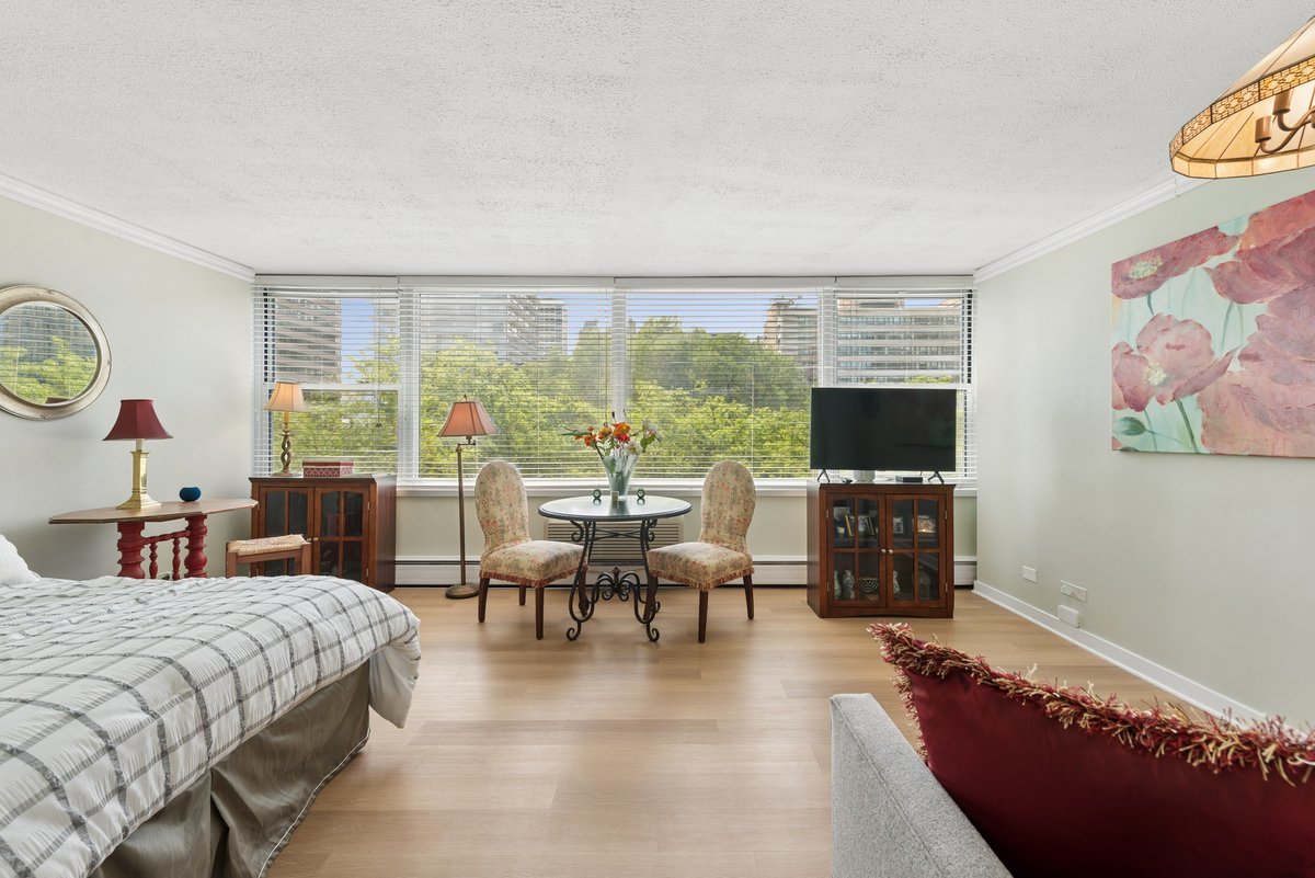 336 West Wellington Street Chicago IL 60657