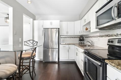 2407 East Olive Street Arlington Heights IL 60004