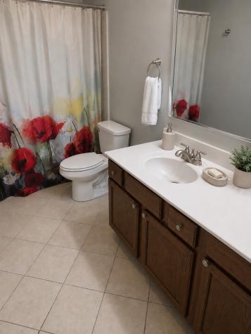 2260 Woodside Drive Carpentersville IL 60110