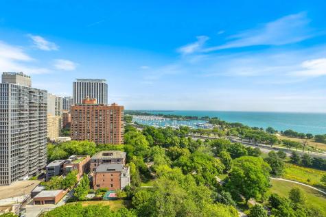 2970 North Lake Shore Drive Chicago IL 60657