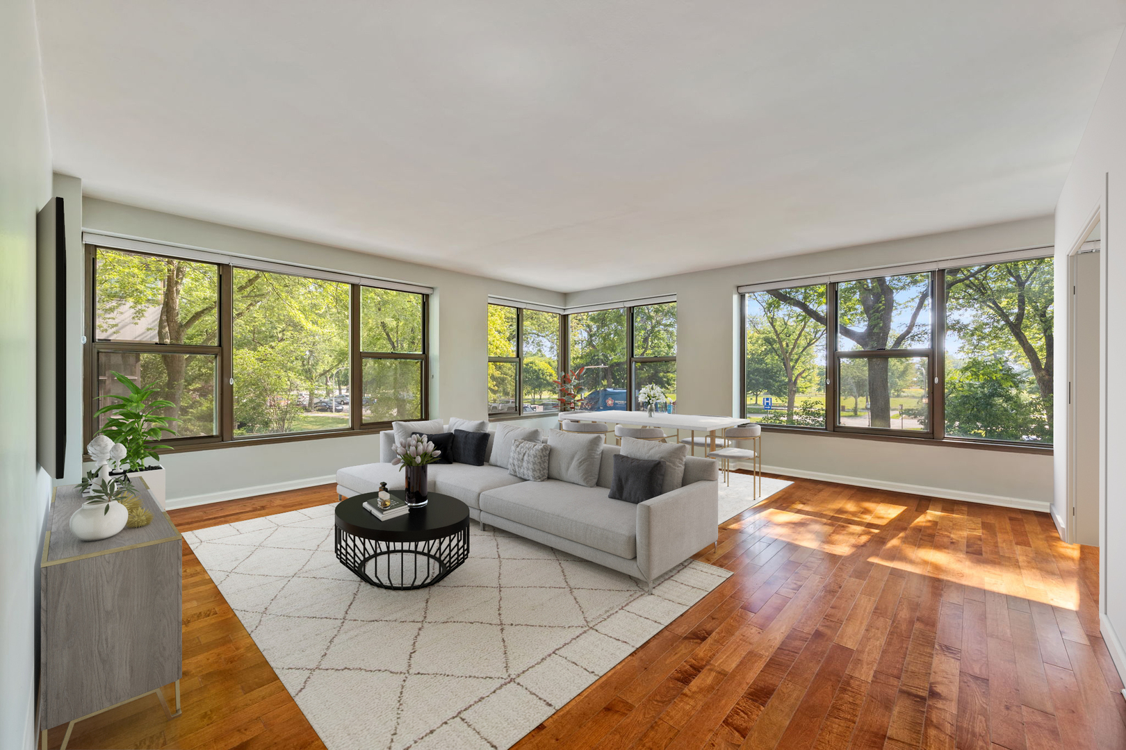 2970 North Lake Shore Drive Chicago IL 60657