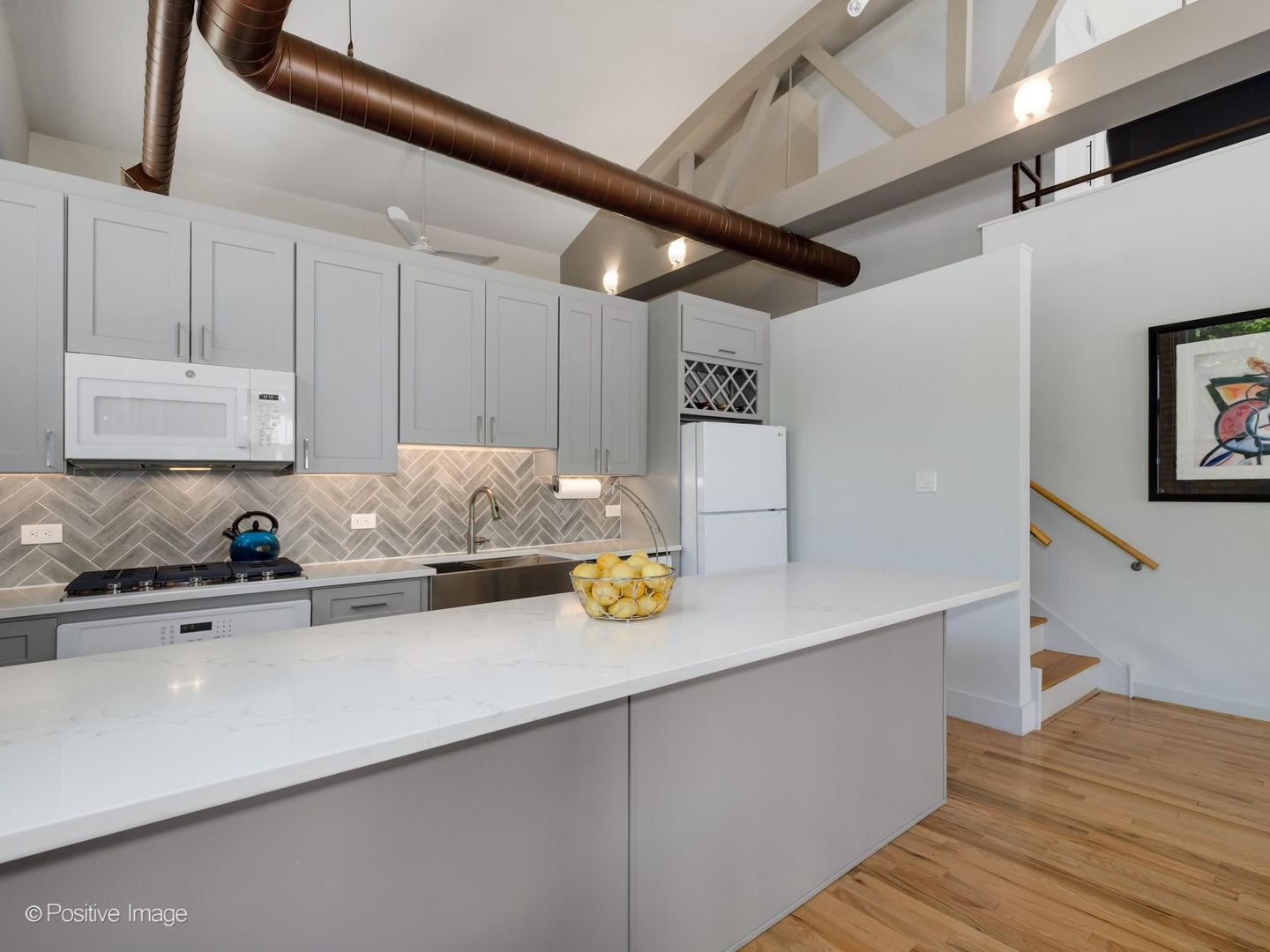 5823 North Ravenswood Avenue Chicago IL 60660