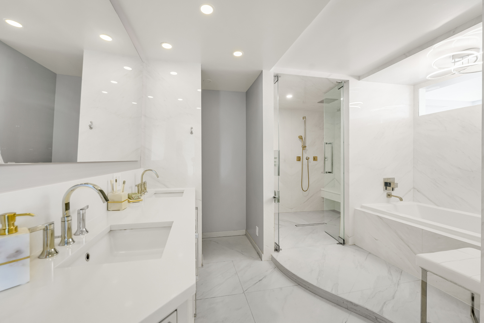 405 North Wabash Avenue Chicago IL 60611