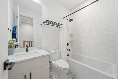 3250 North Racine Avenue Chicago IL 60657