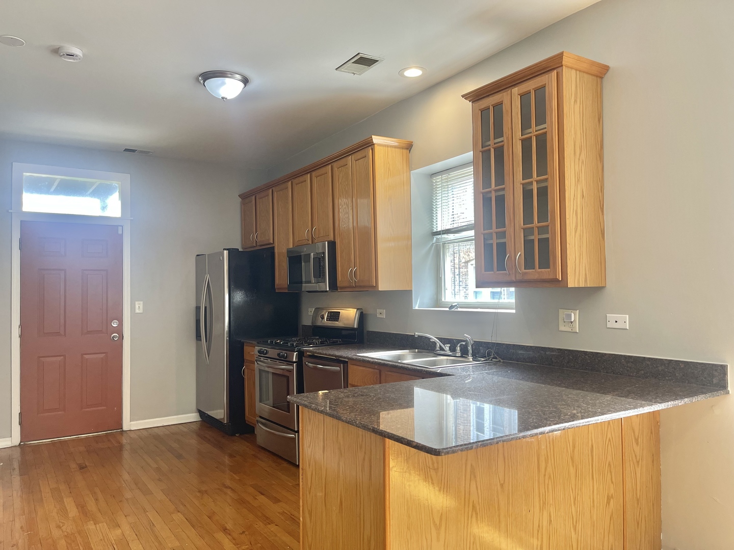 4451 South Indiana Avenue Chicago IL 60653