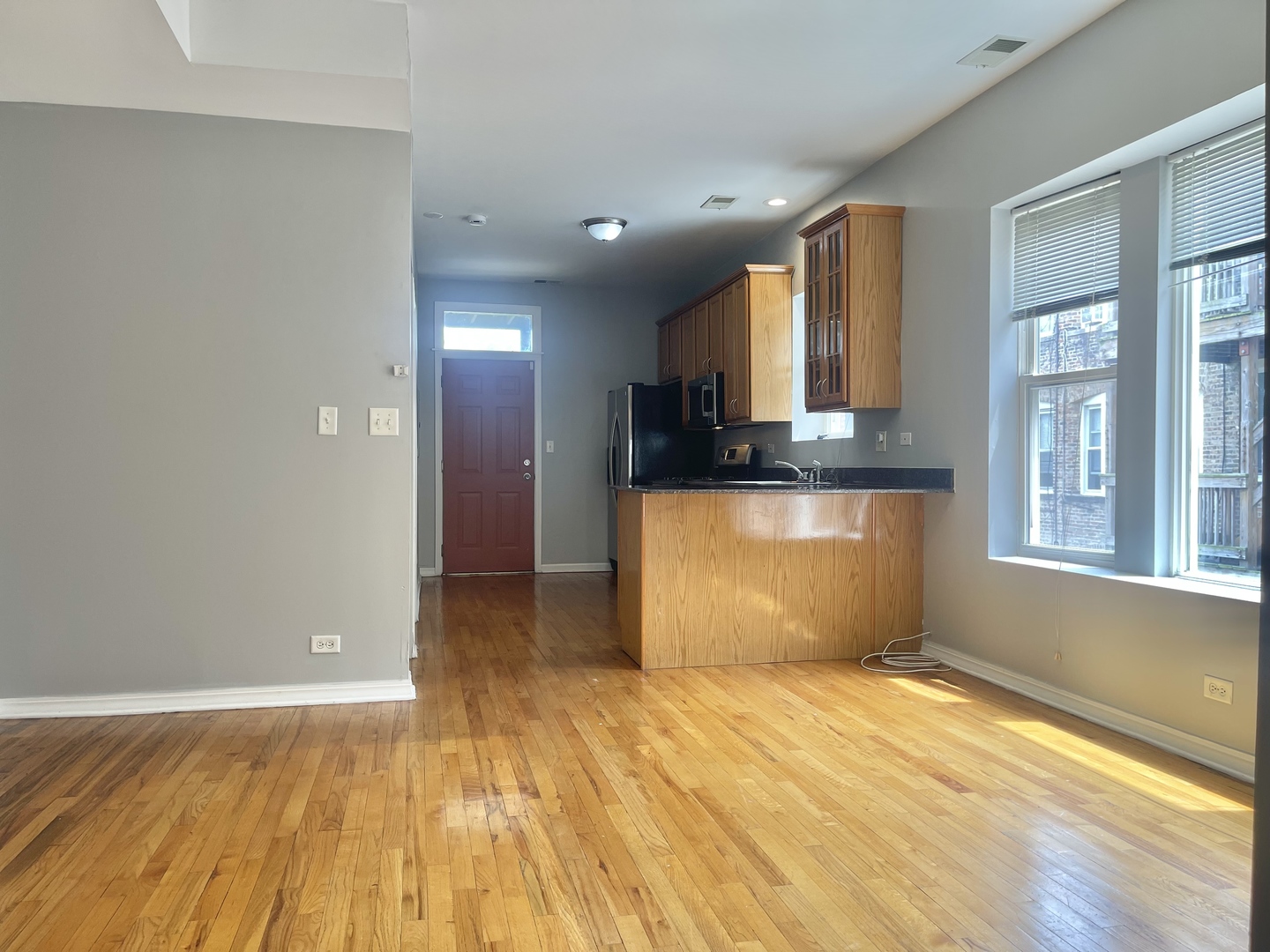 4451 South Indiana Avenue Chicago IL 60653