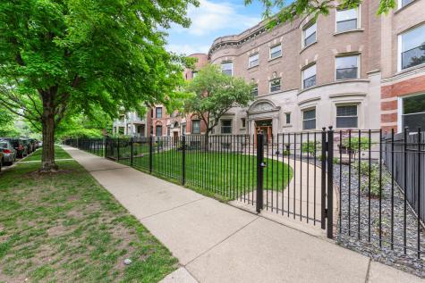 4615 North Beacon Street Chicago IL 60640