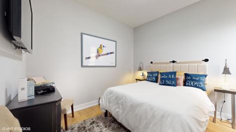 3056 North Lincoln Avenue Chicago IL 60657