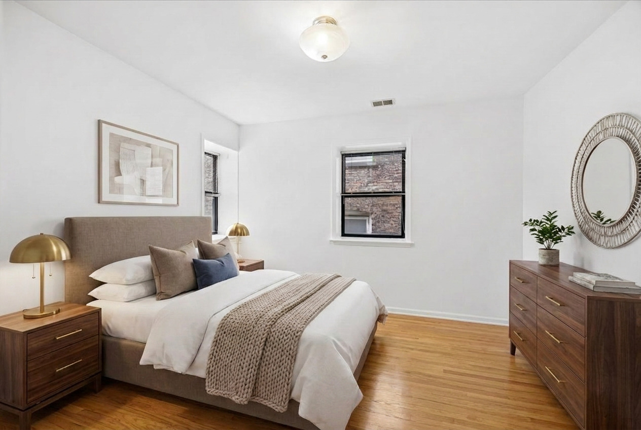 2363 East 70th Place Chicago IL 60649