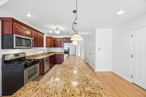 2363 East 70th Street Chicago IL 60649