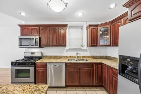 2363 East 70th Street Chicago IL 60649