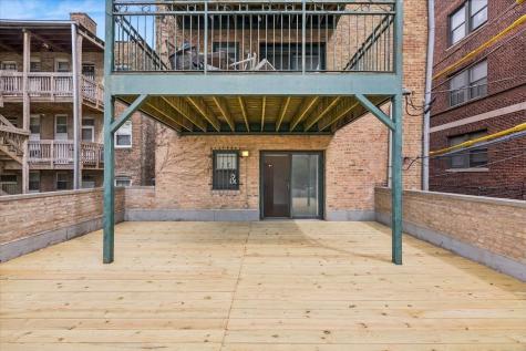 2363 East 70th Street Chicago IL 60649