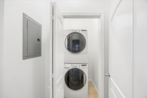 2363 East 70th Street Chicago IL 60649