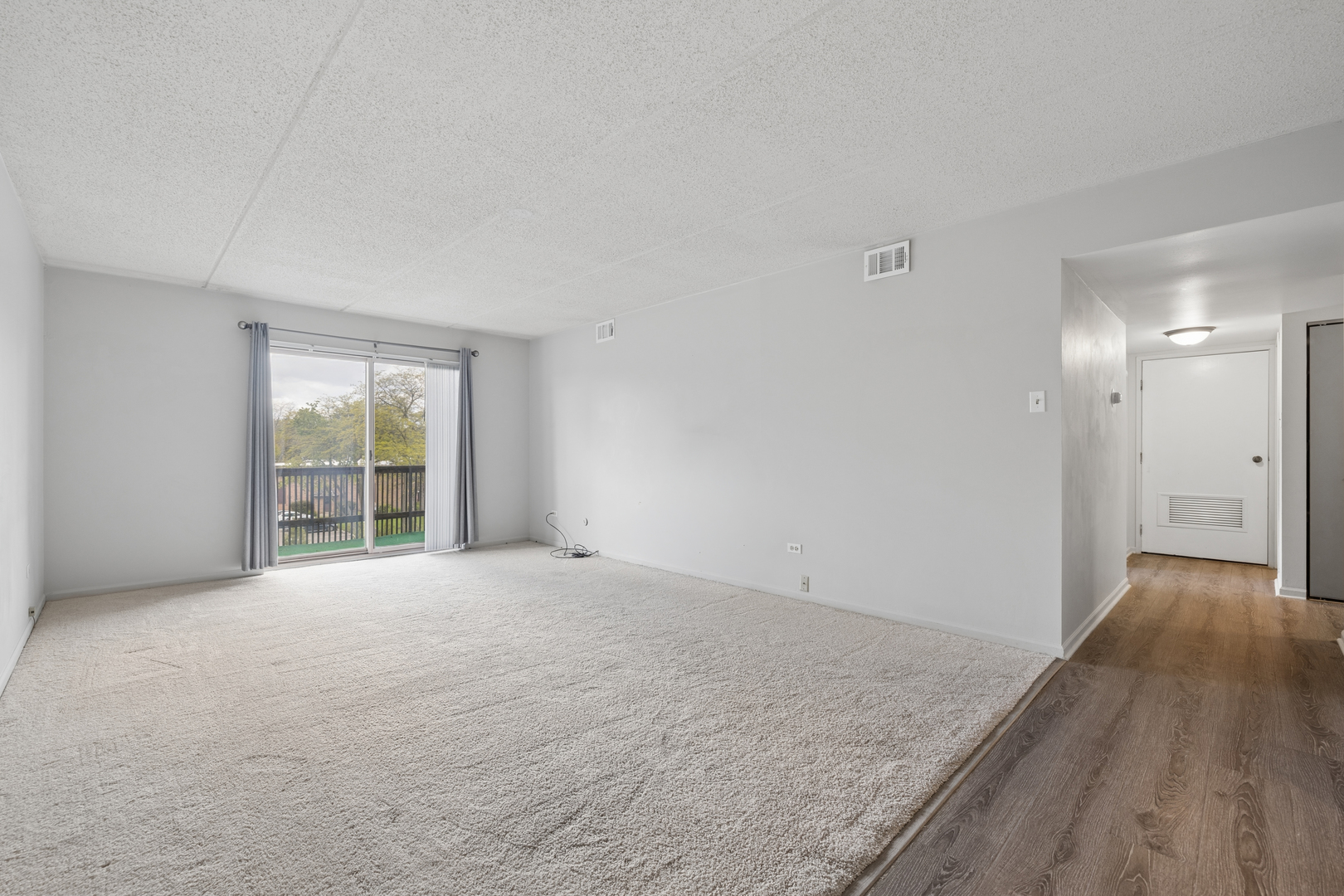 8025 Woodglen Lane Downers Grove IL 60516