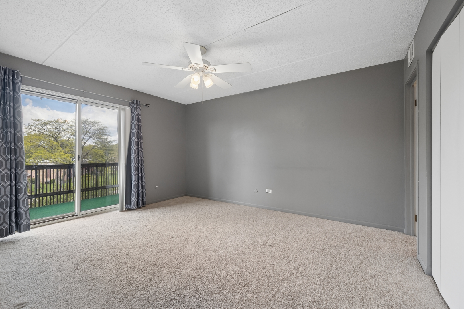 8025 Woodglen Lane Downers Grove IL 60516